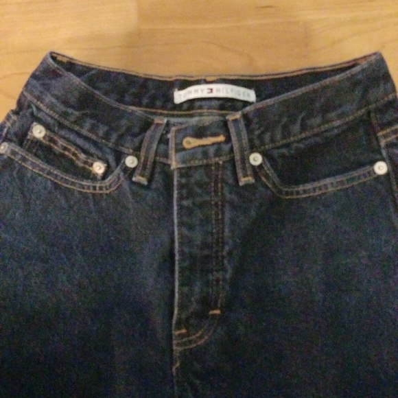 Tommy Hilfiger Women’s Jeans Dark Wash 5 pocket - Picture 3 of 6